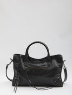QT / Black