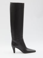 36 / Black