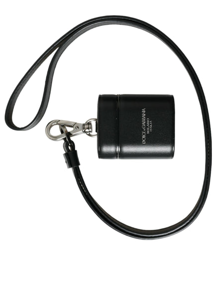 a black lanyard with a lanyard keychain attached to it