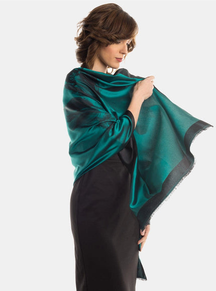 Elizabetta Fortuna Silk Shawl in Emerald Green