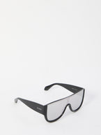 QT / Black