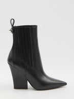 36 / Black