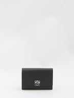 QT / Black