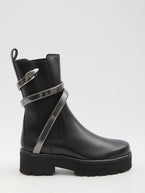36 / Black