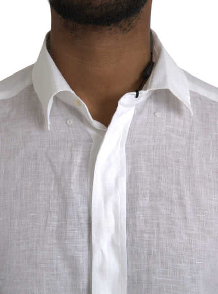 Close-up of Dolce & Gabbana white linen shirt collar