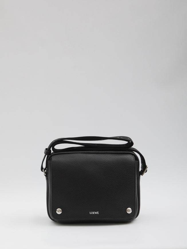 Loewe Pebble Messenger Bag QT Black