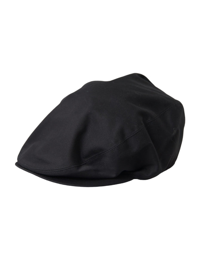 a black hat on a white background