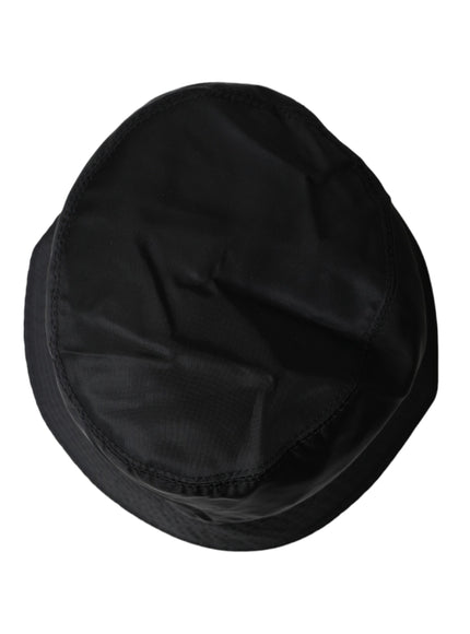 a black hat on a white background