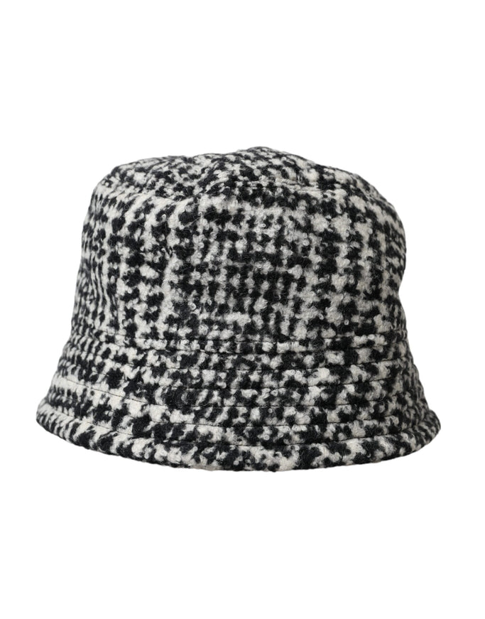 a black and white hat on a white background