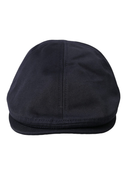 a black hat on a white background