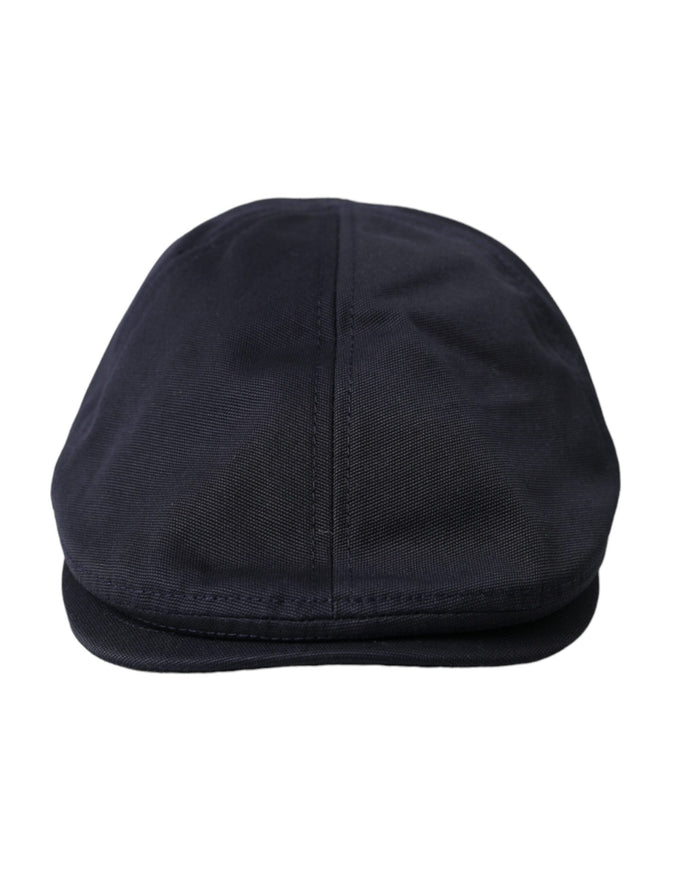 a black hat on a white background