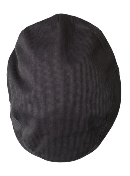 a black hat on a white background