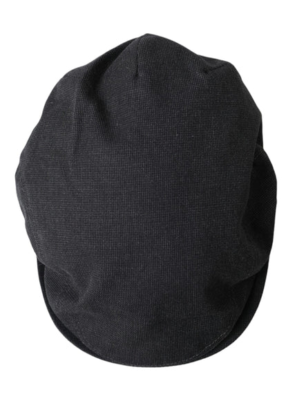 a black hat on a white background