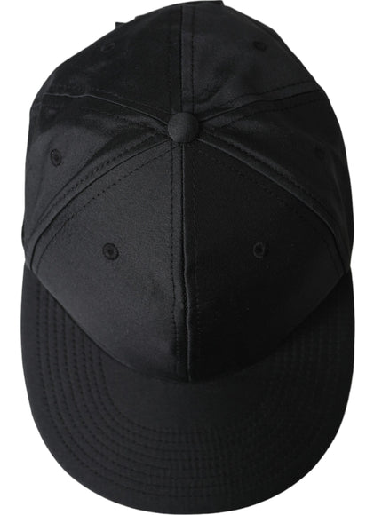 a black baseball cap with a white background