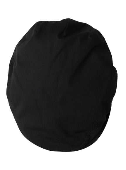 a black hat on a white background