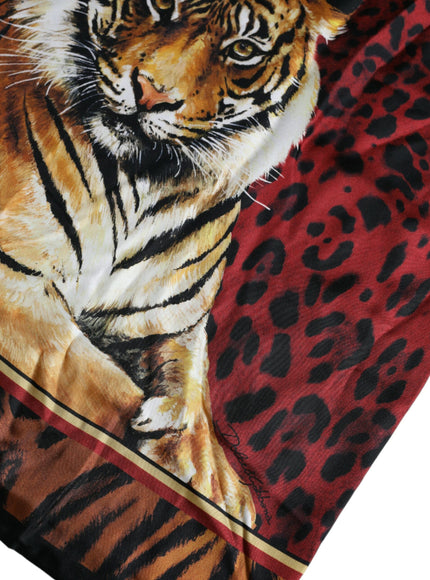 Detailed tiger illustration on multicolor fabric