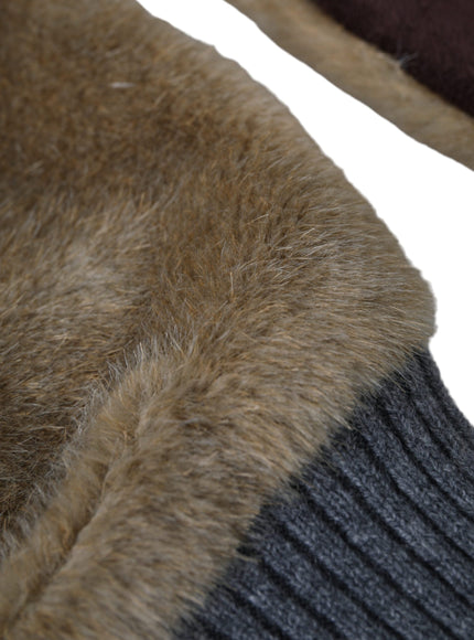 a close up of a dog's fur on a bed