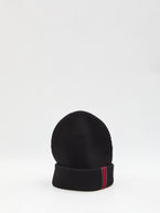 L / Black