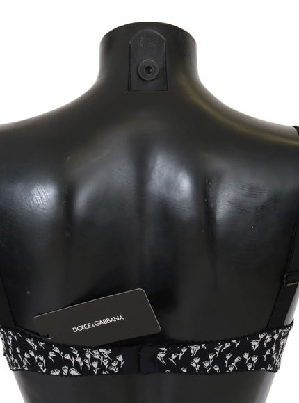 the back of a mannequin with a tag on it