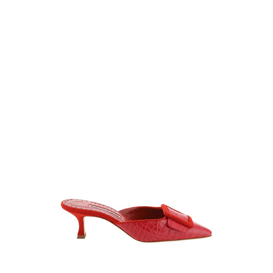 Manolo Blahnik Maysalebi Pumps In Red