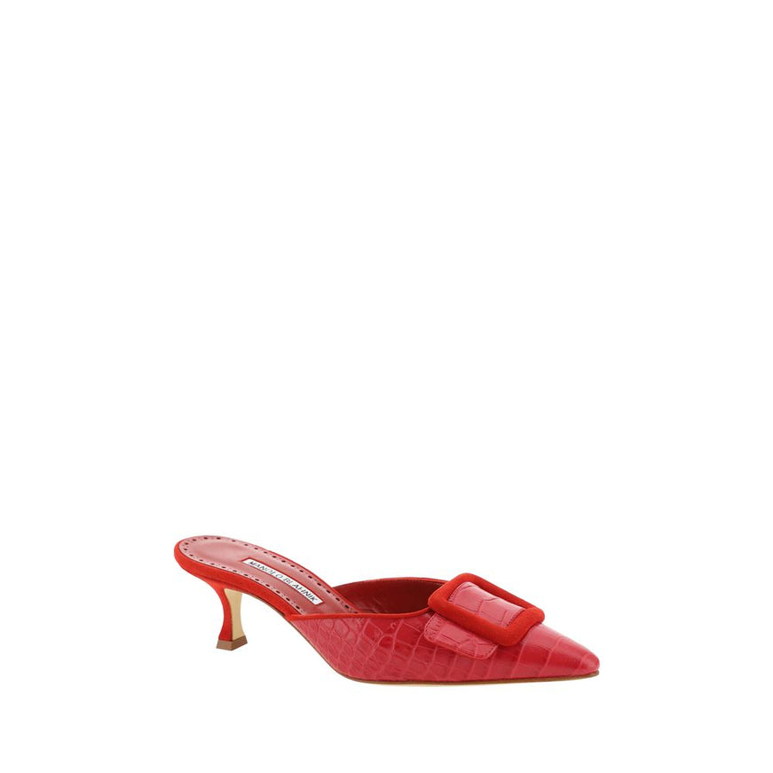 Manolo Blahnik Maysalebi Pumps In Red