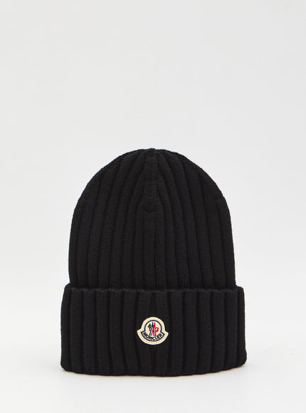 Moncler Beanie In Virgin Wool QT Black