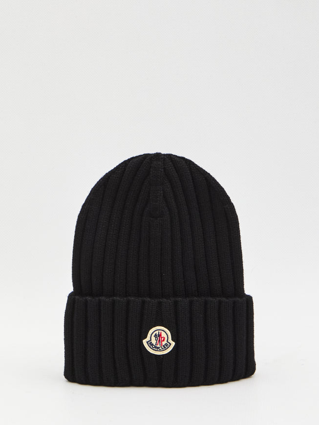 Moncler Beanie In Virgin Wool QT Black