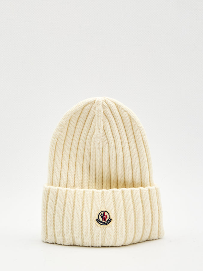 Moncler Beanie In Virgin Wool QT White