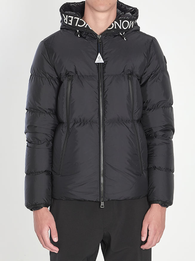 Moncler Montcla Puffer Jacket Black