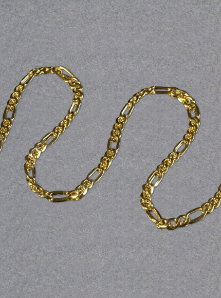 5.4mm 10k Yellow Gold Lite Figaro Chain - Ellie Belle