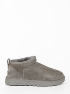 10 / Grey