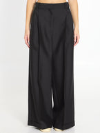 34 / Black