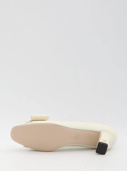 Valentino Garavani Bowow Pumps