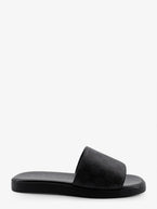 6 / Black-Black
