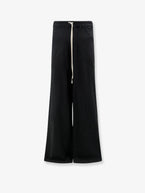 38 / Black