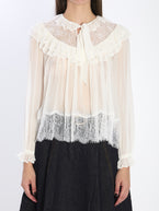 10 / White