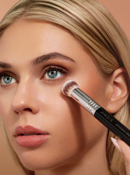 F26 Domed Concealer Brush - Sigma Beauty