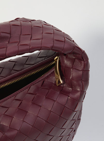 Bottega Veneta Teen Jodie Bag In Burgundy