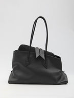 QT / Black