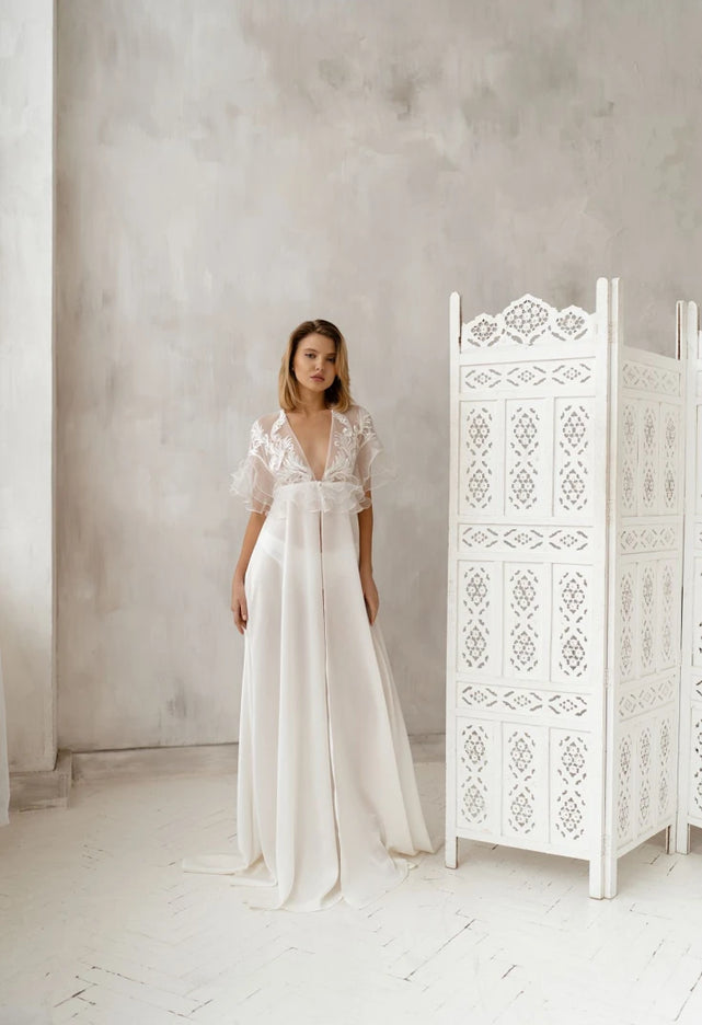 Pollardi Bridal Robe Aurelia Lace Cape Robe