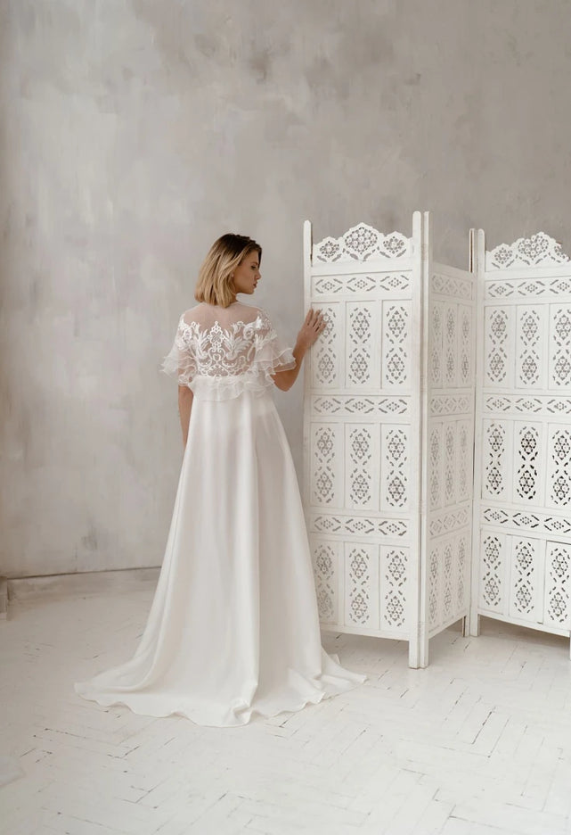 Pollardi Bridal Robe Aurelia Lace Cape Robe