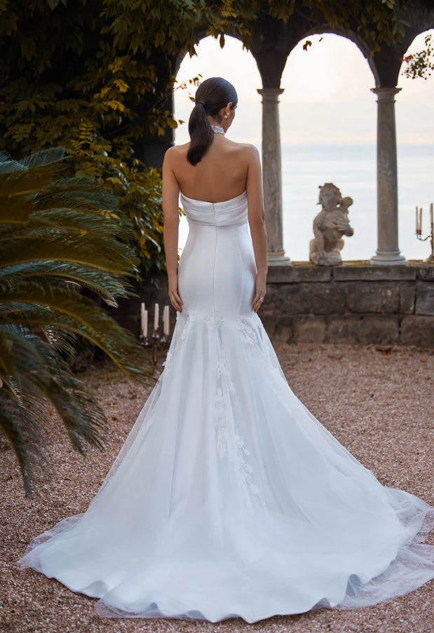 Trill Strapless Mermaid Wedding Gown