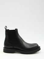 10 / Black