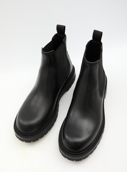 Gucci Chelsea Boots With Web