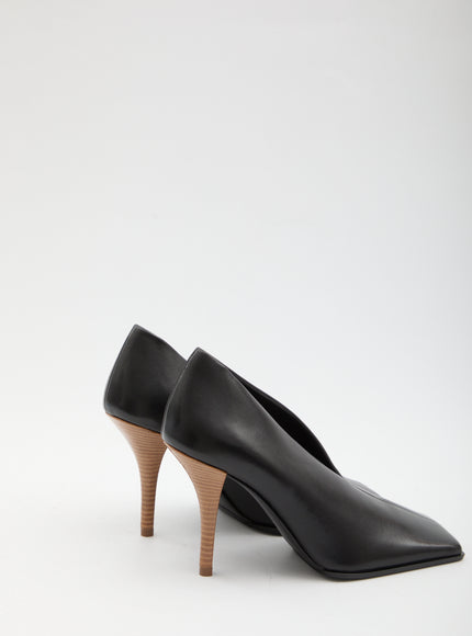 Alaia Soft Square Pumps
