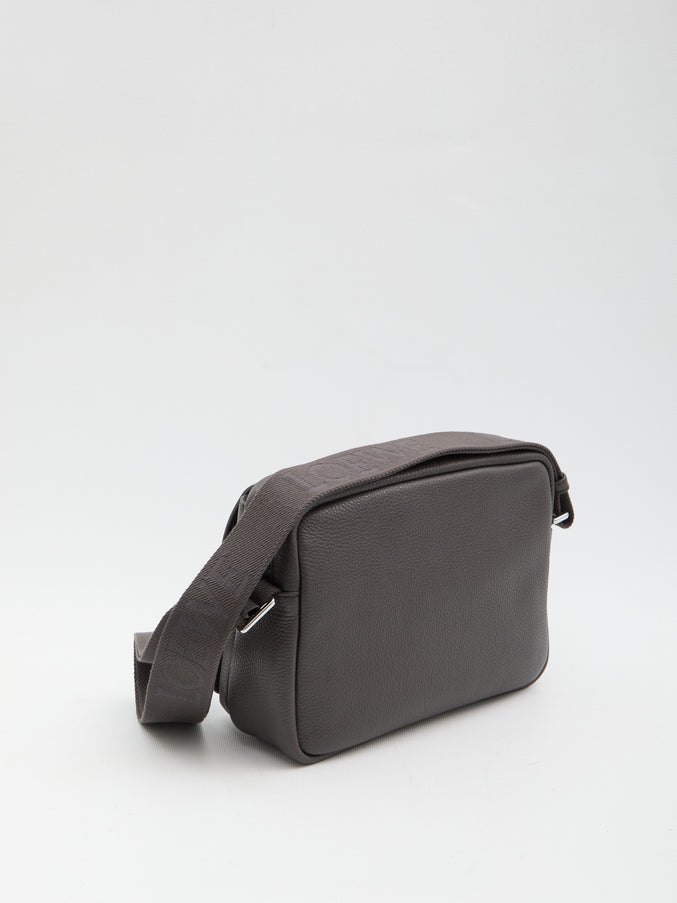 Loewe Pebble Messenger Bag Medium