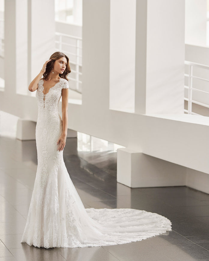 Rosa Clará Negara Lace Mermaid Wedding Dress