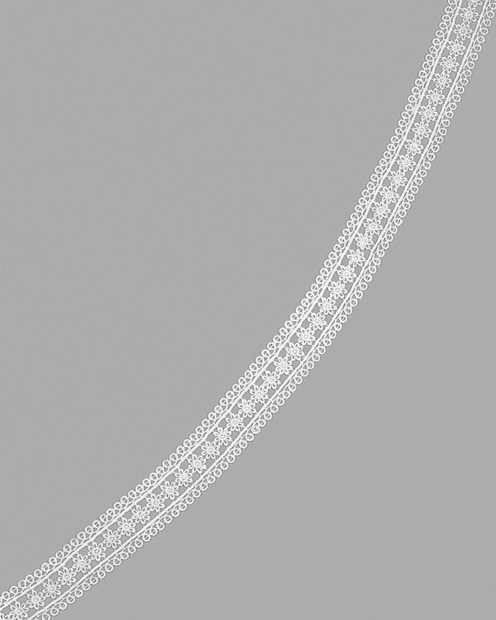 Rosa Clará Couture Tulle and Lace Bridal Veil