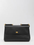 QT / Black
