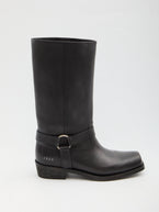 36 / Black